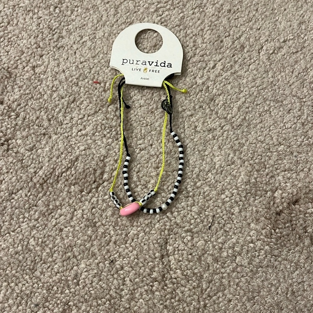 2 pura vida bracelets